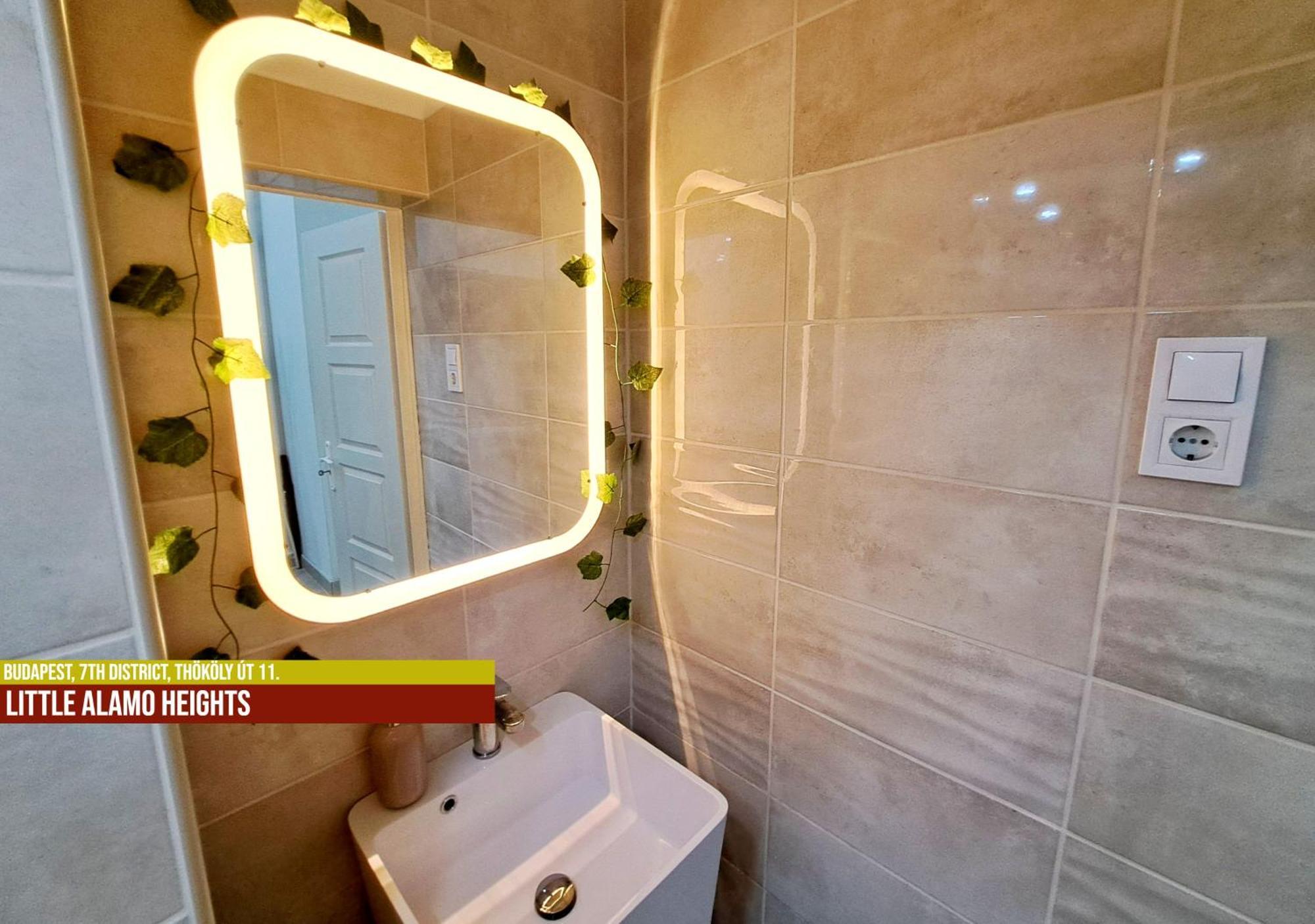 Little Americas Alamo Heights Apartment Budapest Extérieur photo